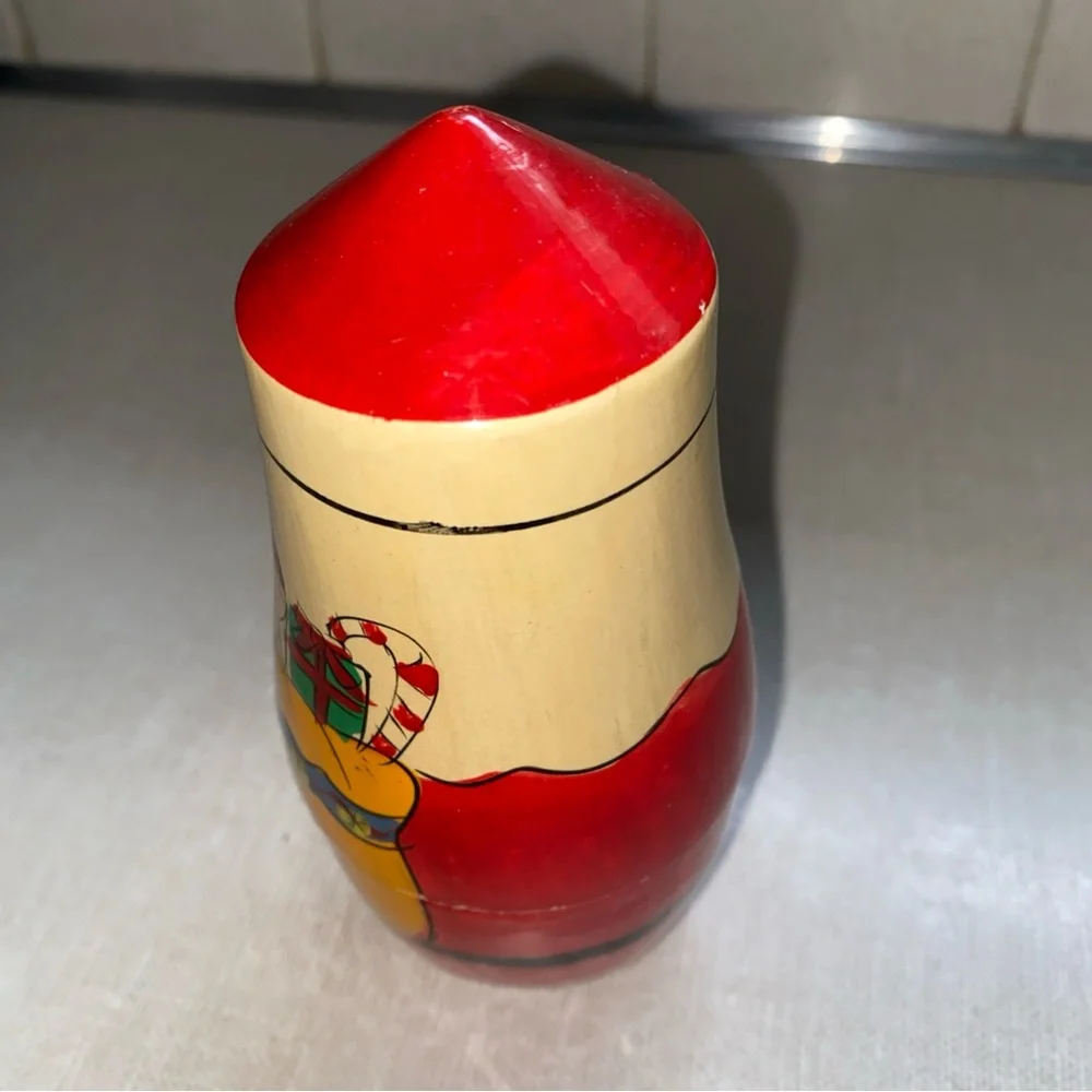 Vintage‎ Wooden 5 Pc Santa Claus Nesting Dolls Painted Christmas